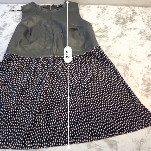 Zara Adorable Black & White Polkadot Dress Large silver Zipper detail Size Small - Picture 11 of 12